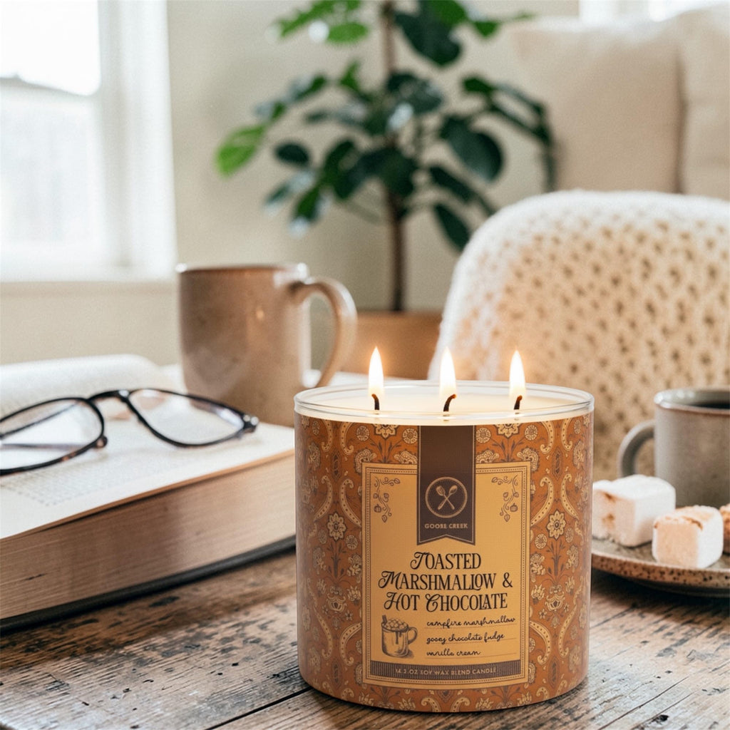 Toasted Marshmallow & Hot Chocolate Soy Wax Blend Candle, 14.5 oz, Campfire Marshmallow, Chocolate Fudge, Vanilla Cream