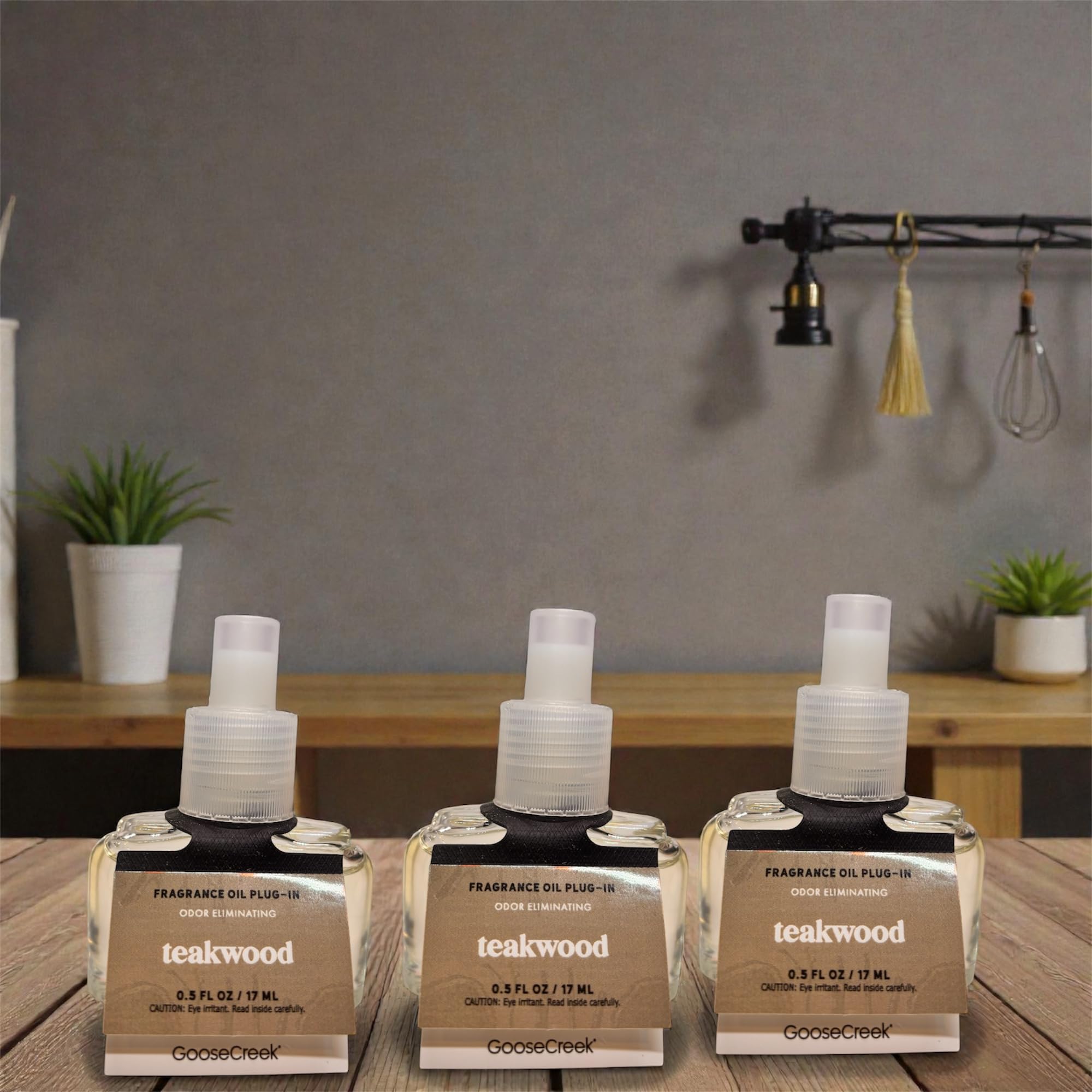 Teakwood Fragrance Oil Plug-In Refill, Odor Eliminating, 0.5 FL OZ / 17 ML