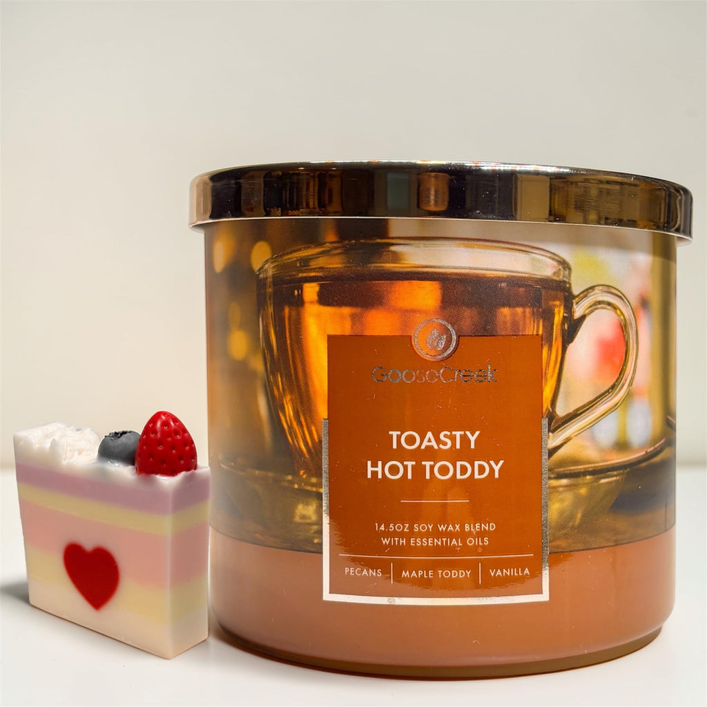 Toasty Hot Toddy Candle, 14.5 oz Soy Wax Blend with Essential Oils, Dark Rum, Molten Maple, Toasted Pecans, Spiced Vanilla