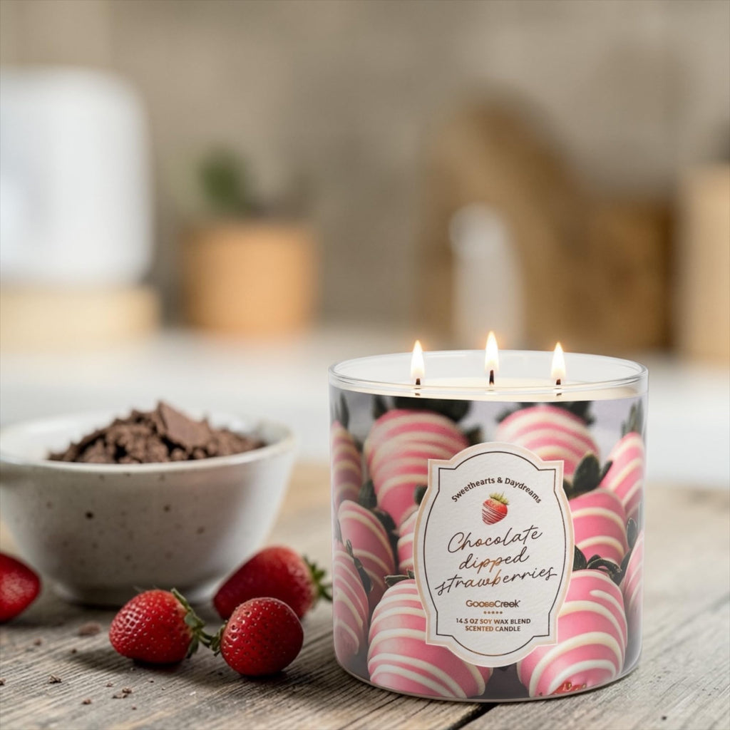 Chocolate Dipped Strawberries Scented Candle, 3-Wick, Soy Wax Blend, 14.5 oz, Sweethearts & Daydreams