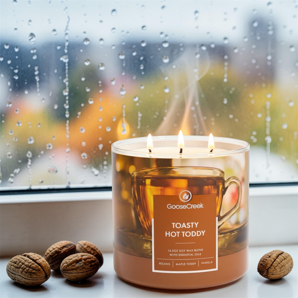 Toasty Hot Toddy Candle, 14.5 oz Soy Wax Blend with Essential Oils, Dark Rum, Molten Maple, Toasted Pecans, Spiced Vanilla