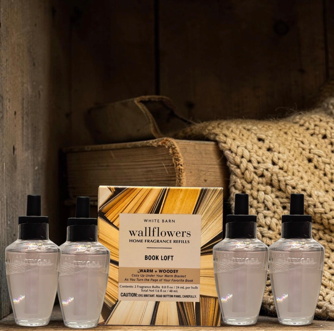 White Barn Book Loft Wallflowers  Refill 4pack Warm & Woodsy Home Fragrance Plugs