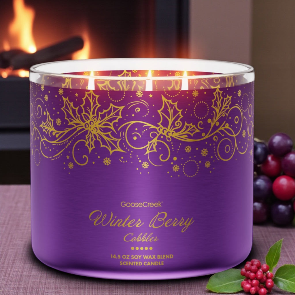 Winter Berry Cobler Candle 14.5 oz + Artisanal shortcake soap (Love from the heart design)