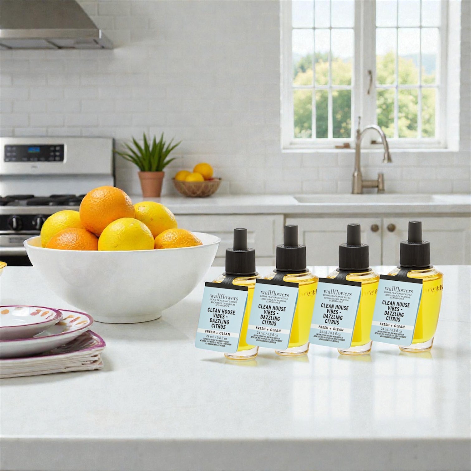 Wallflowers Home Fragrance Refill, Clean House  V- Dazzling Citrus, Fresh + Clean, 24 mL / 0.8 fl oz