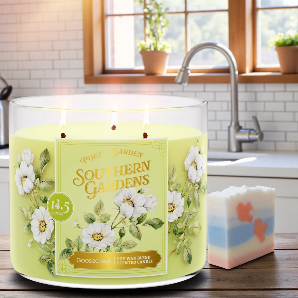 Poet's Garden ( Shouthern Gardens) Candle 14.5 oz + Artisanal shortcake soap (Birds in love)