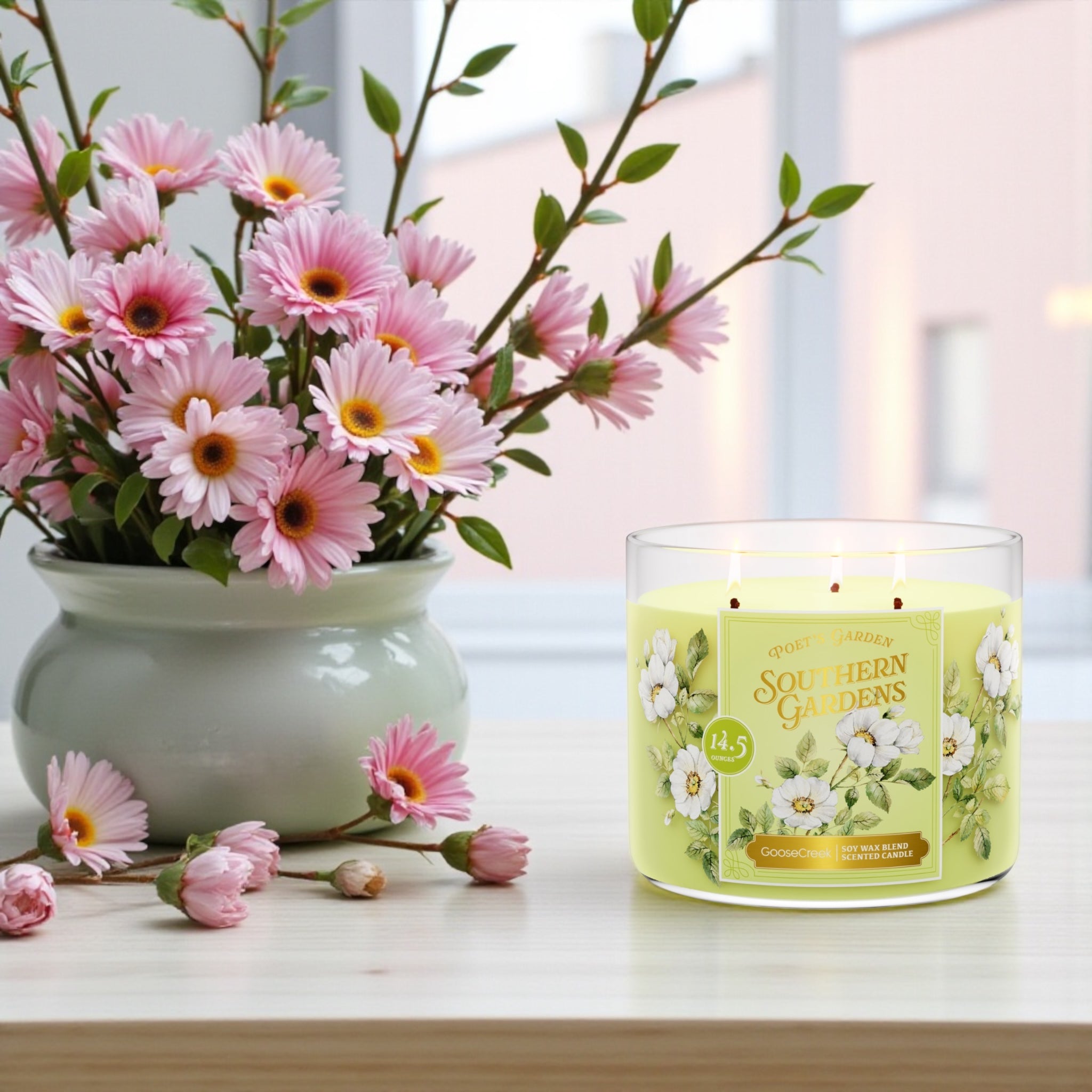Poet's Garden ( Shouthern Gardens) Candle 14.5 oz + Artisanal shortcake soap (Birds in love)