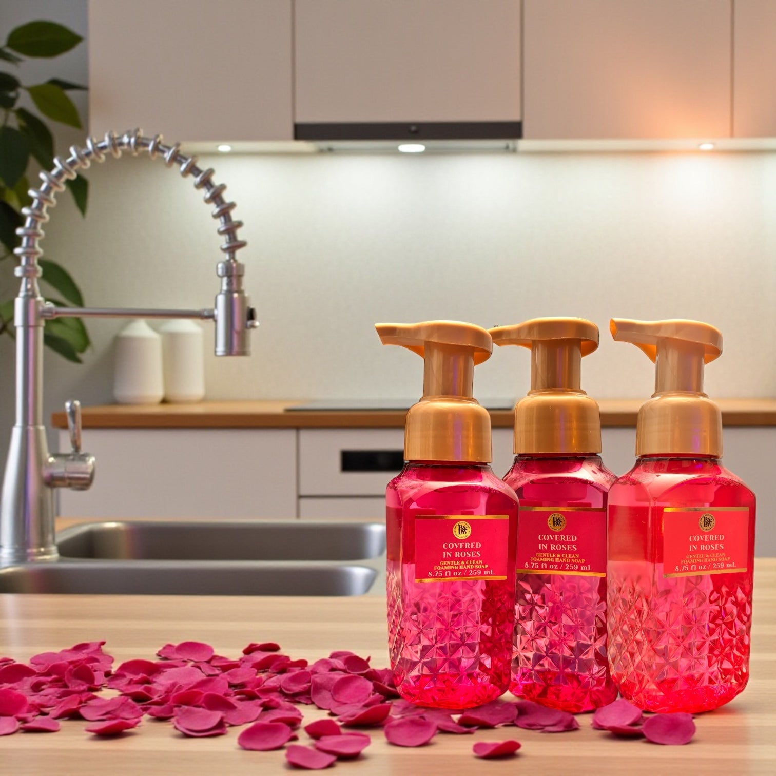 Hand soap Covered in roses set of (3 8.75fl oz ea)