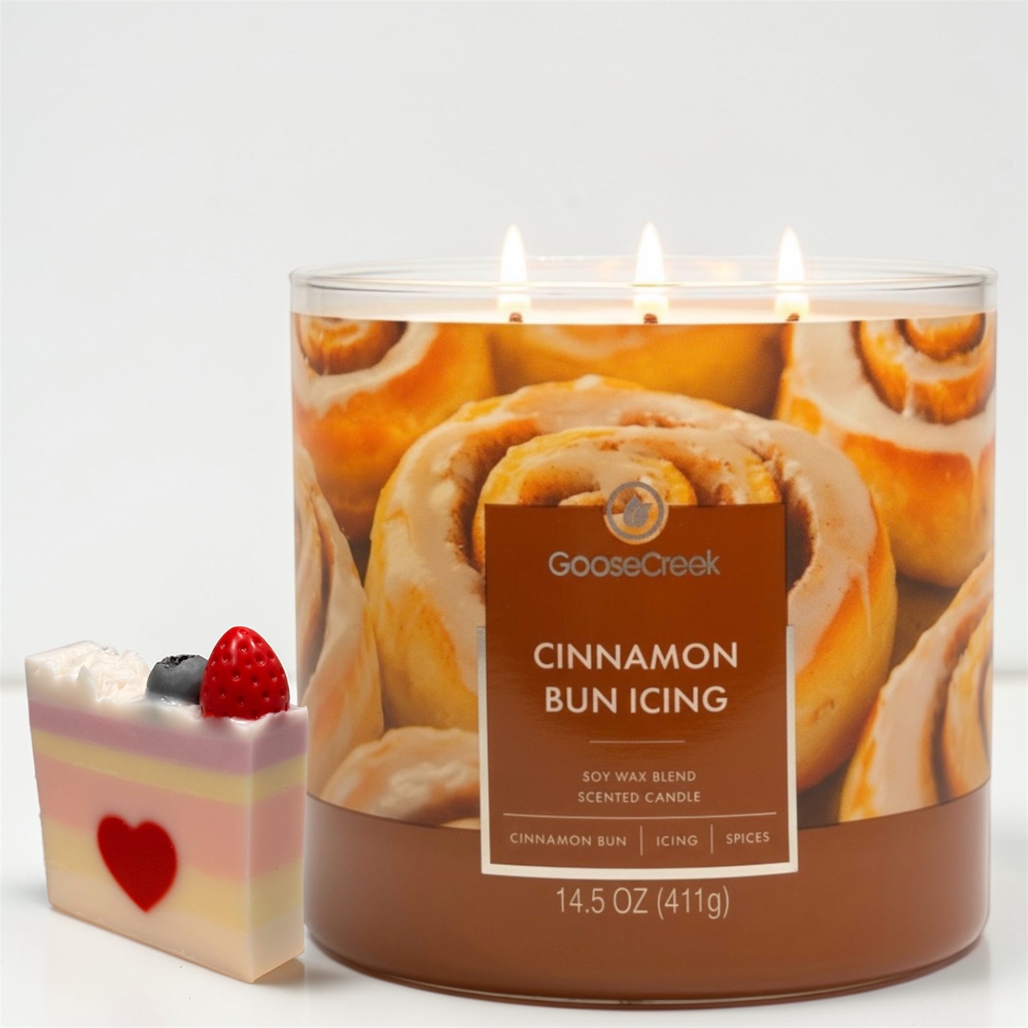 Cinnamon Bun Icing Scented Candle, Soy Wax Blend, 3-Wick, 14.5 oz, Cinnamon Bun, Icing, and Spices