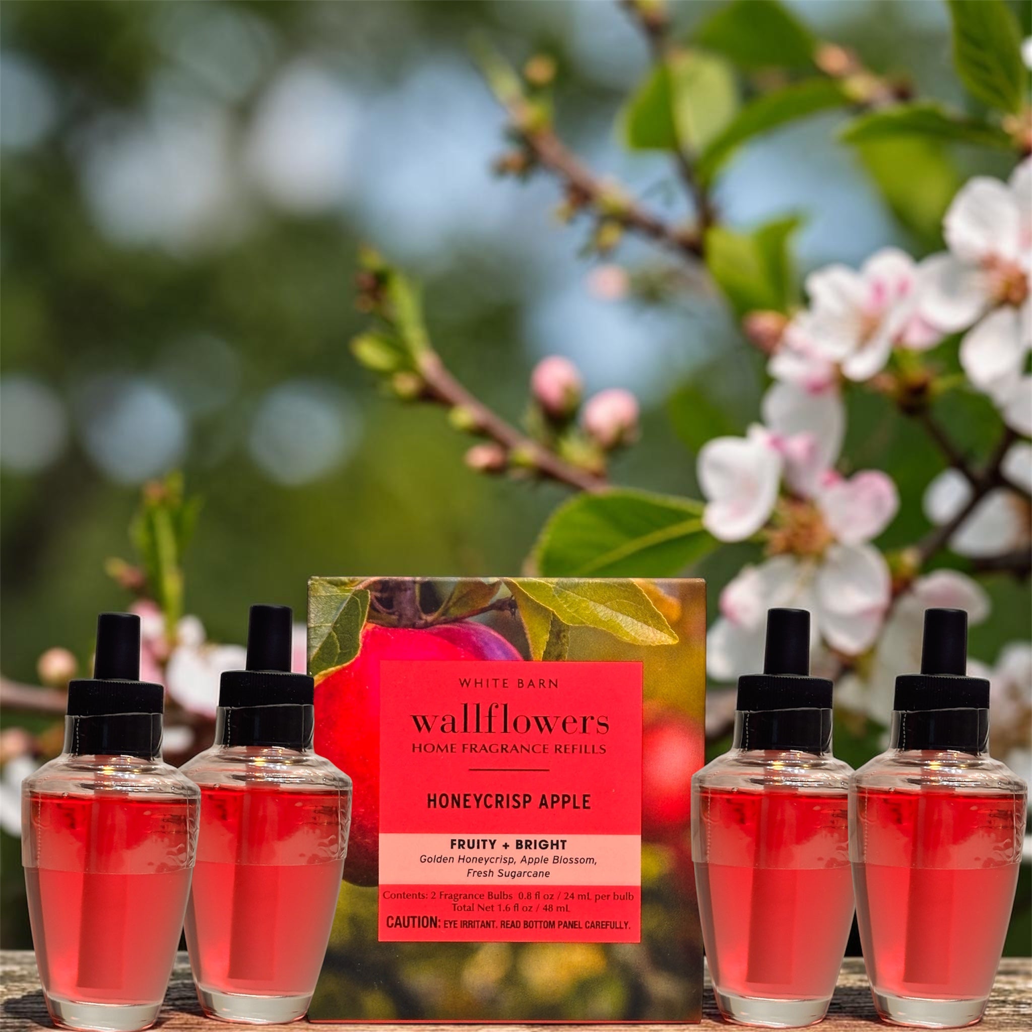 White Barn Honeycrisp Apple Wallflowers Refill 4pack/ Fruity & Bright Home fragrance Plugs