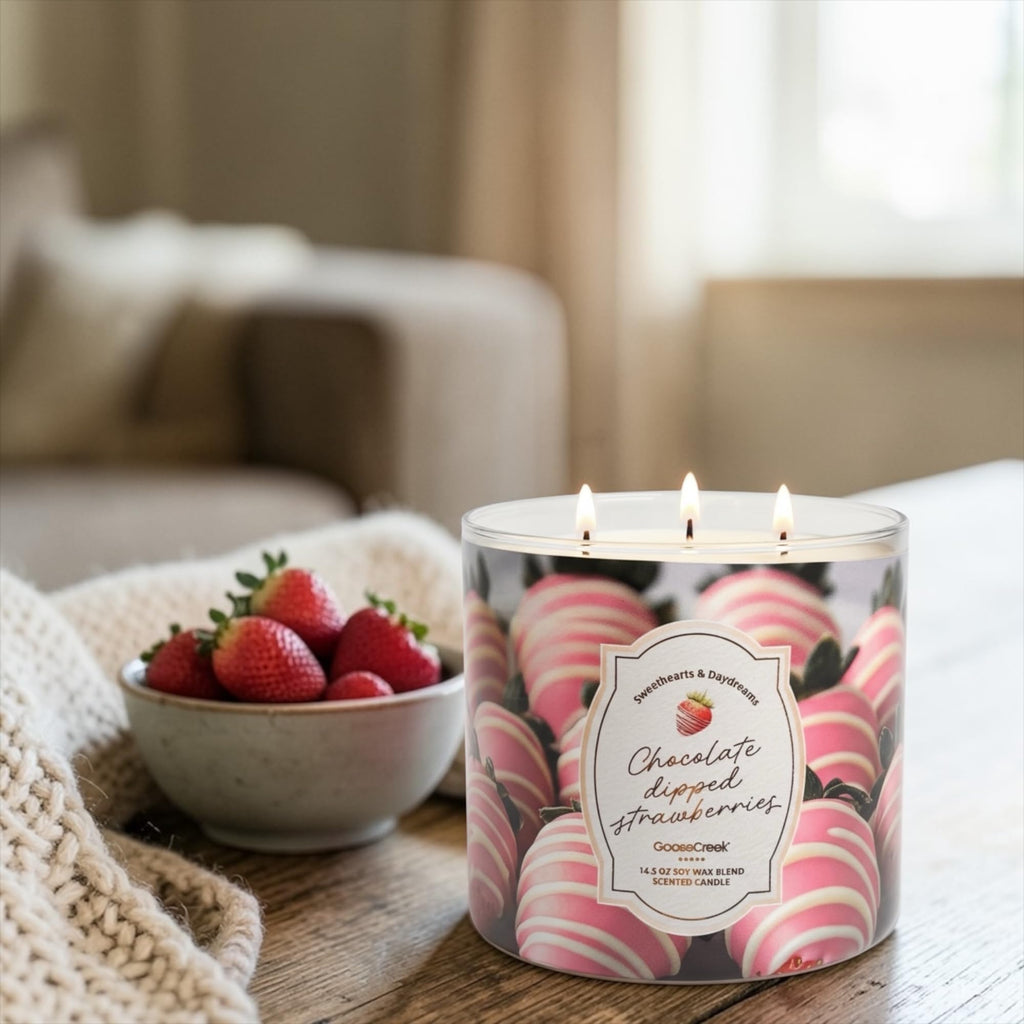 Chocolate Dipped Strawberries Scented Candle, 3-Wick, Soy Wax Blend, 14.5 oz, Sweethearts & Daydreams